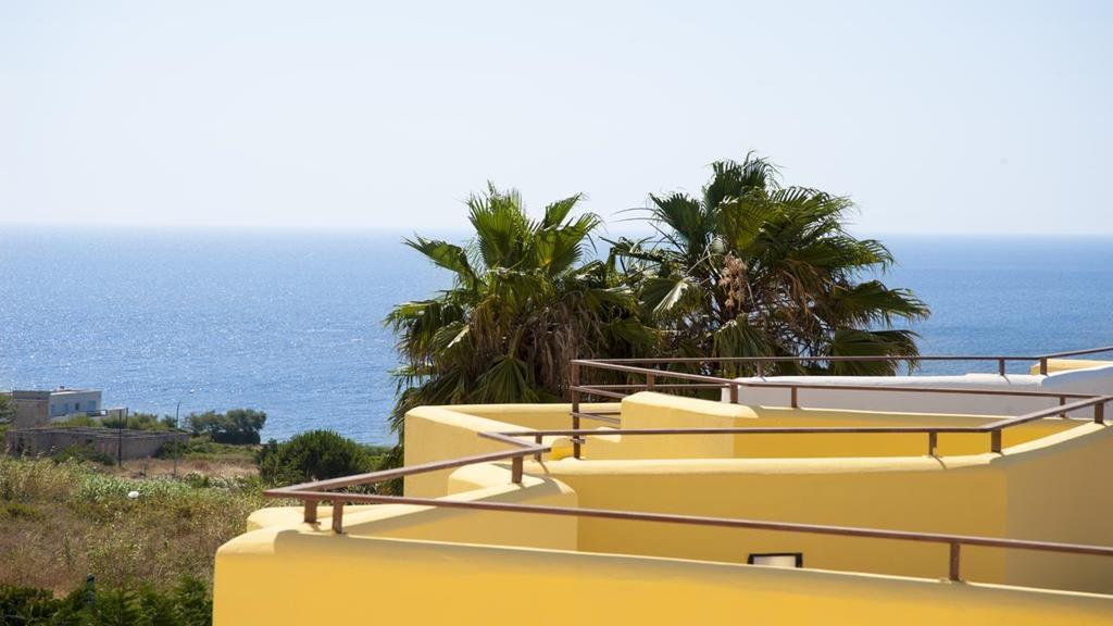 Oasi D'Oriente Aparthotel Santa Cesarea Terme Exterior photo